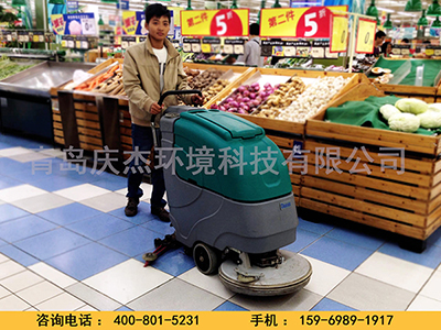 手推式洗地機的價值體現(xiàn)青島洗地機青島手推式洗地機